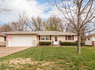 1533 E Wayland St, Springfield, MO 65804