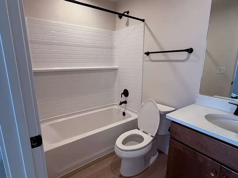 1128 W Gossamer Ln #BASEMENT — Photo 9