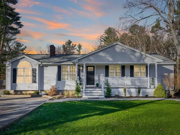 215 Marshall St, Tewksbury, MA 01876