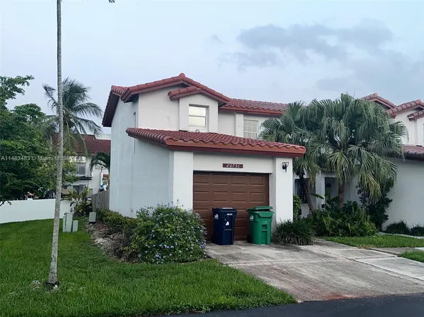 20751 SW 83rd Ave, Cutler Bay, FL 33189
