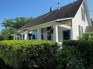 7813 Seaside Rd, Nassawadox, VA 23413