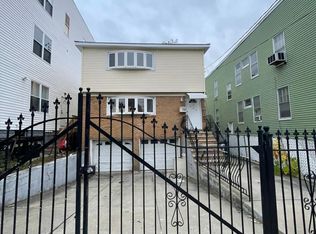 204 22nd St #A, Irvington, NJ 07111