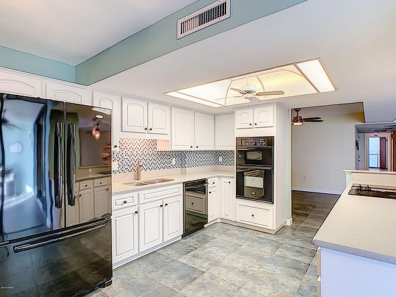 2nd image of 3003 S Atlantic Ave APT 16C5