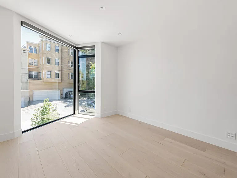 660 Carolina St — Photo 19