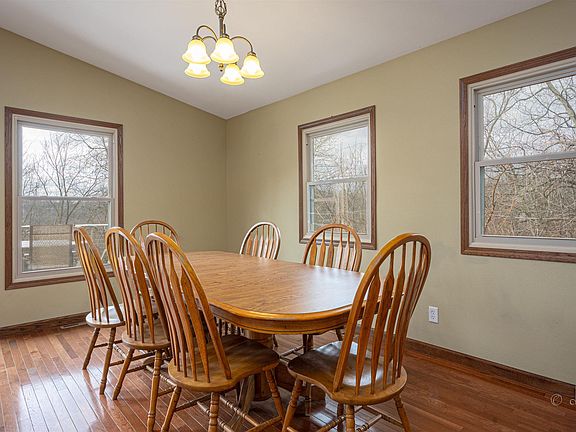 4th image of 3 Russett Ln