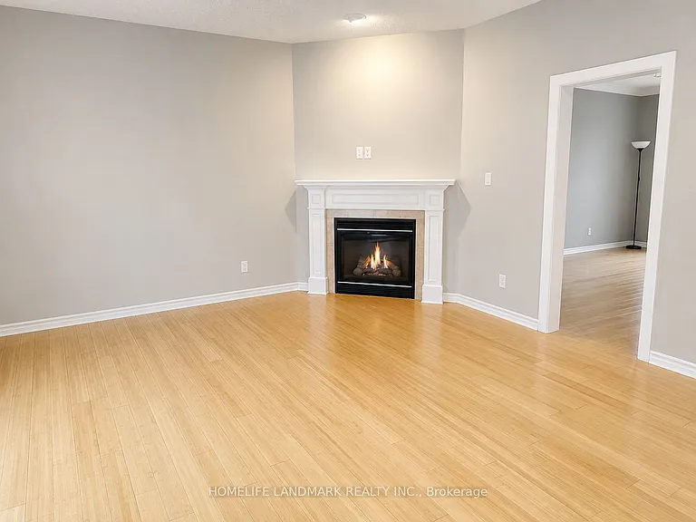 388 Berryhill Dr — Photo 3