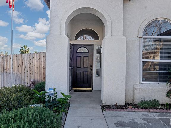 4th image of 9601 Lanneau Ct