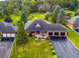 49 Pettet Rd, Whitchurch Stouffville, ON L4A3J2