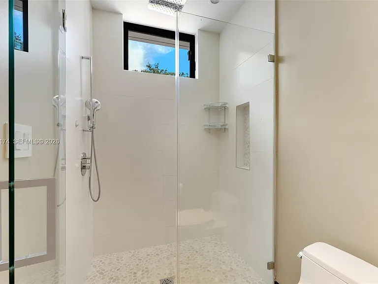 15315 SW 84th Ave — Photo 32