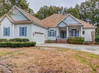 414 Lake Shore Dr, Sunset Beach, NC 28468