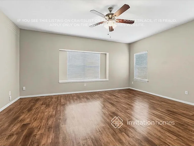 4000 Iris Ct — Photo 9