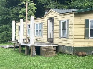 1119 Dials Br, Ransom, KY 41558