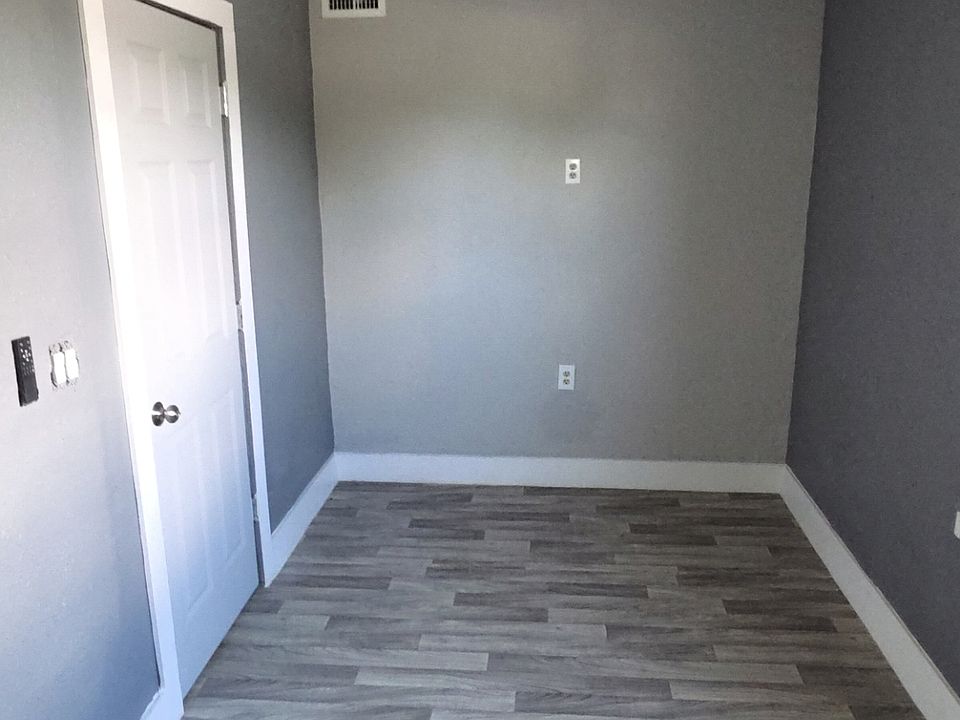 1st image of 365 NW 27th Ave
