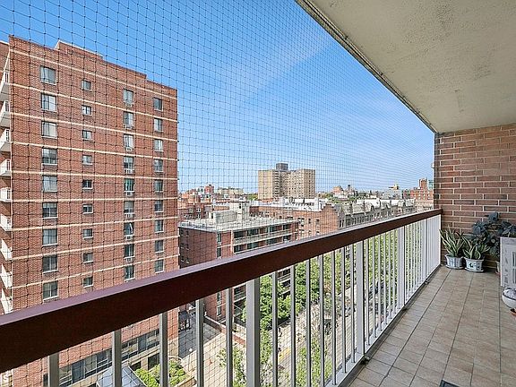 5th image of 136-24 Maple Ave #8C