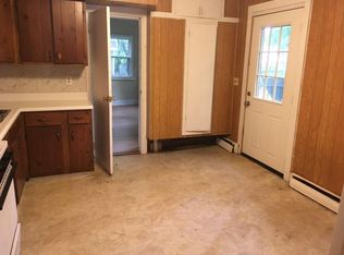 14 Maxim Ct, Bangor, ME 04401