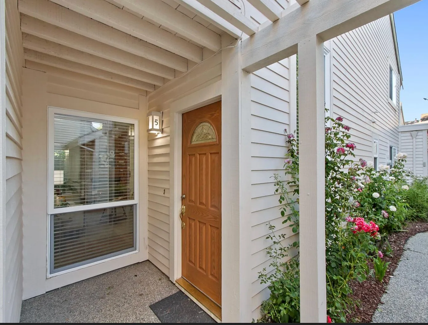 3 bed, 1527 sqft, $1,350 — Photo 2