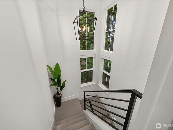 4th image of 11603 NE 155th Street