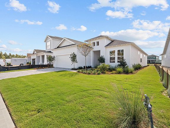 3rd image of 279 Anastasia Cir
