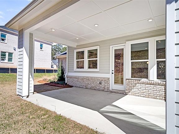 5th image of 2485 Stewart Rd