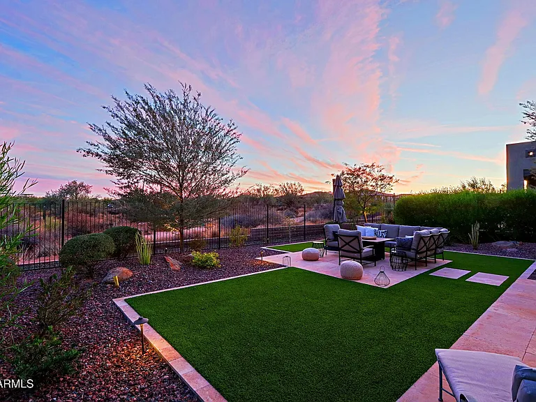 17811 E Cindercone Rd — Photo 27