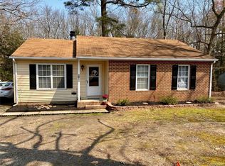 9325 Lost Forest Dr, North Chesterfield, VA 23237