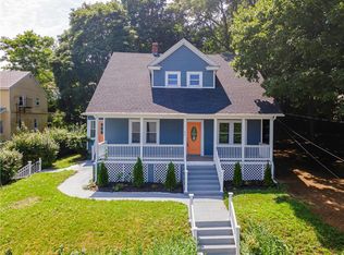 24 Summit Ave, West Warwick, RI 02893