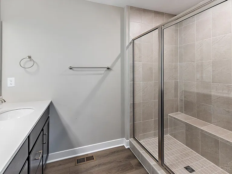7254 Otley Dr — Photo 26