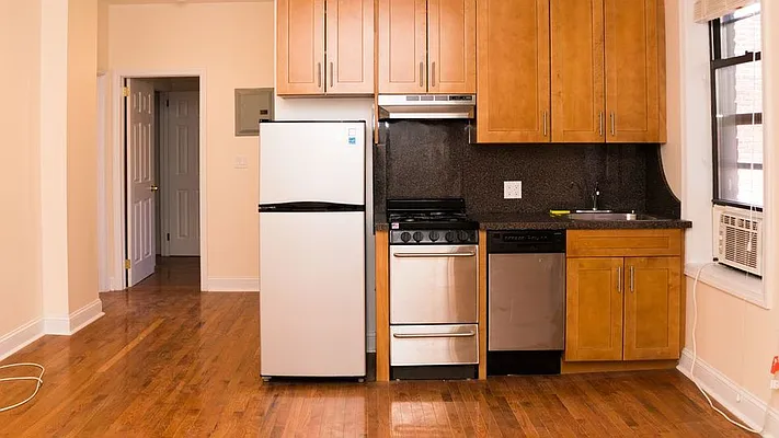 Rented by Nooklyn NYC LLC | media 50