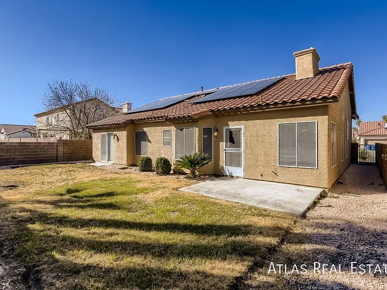 8336 Cabin Peak St — Photo 12