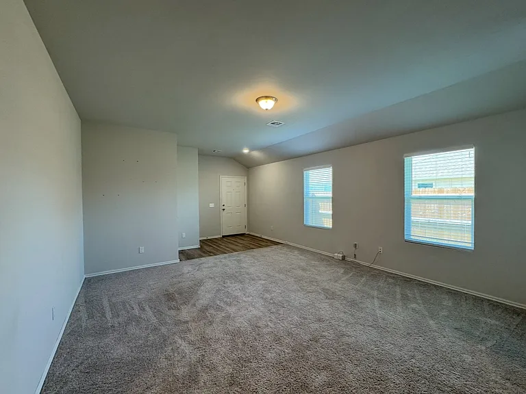 1312 Willowood Cir — Photo 8