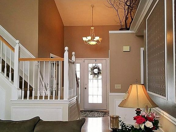 2nd image of 285 Brook View Dr