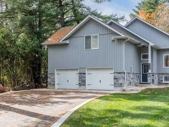 3178 Oak St, Innisfil, ON L9S 2K3