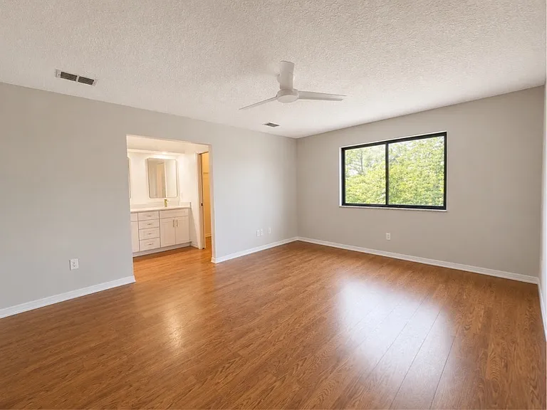 1746 Ocean Grove Dr — Photo 13
