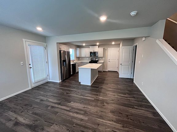5th image of 2114 Trailside Dr NE