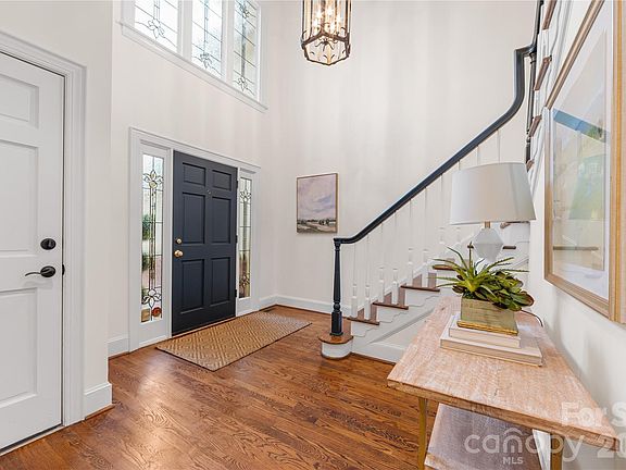 5th image of 6645 Gaywind Dr