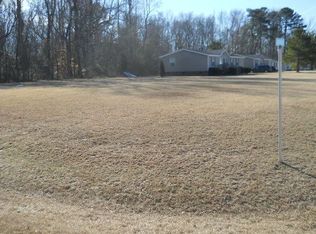 17 Bobtail Ct, Pinetops, NC 27864