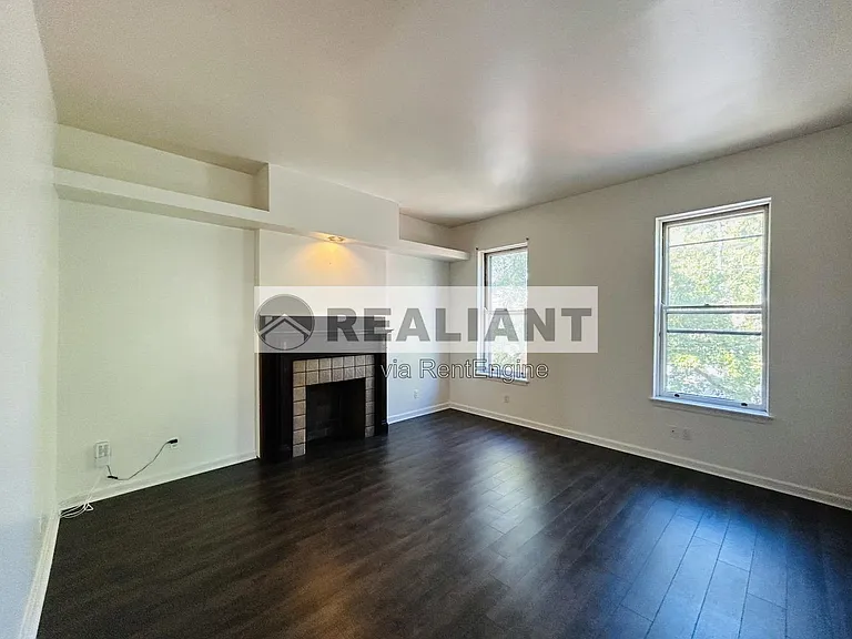 243 W 8th St #2 — Photo 11
