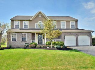 660 Riverby Ln, Delaware, OH 43015