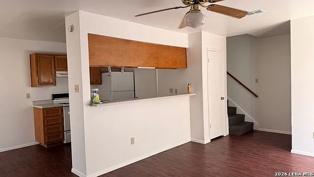 2203 Creekside Ln #B — Photo 3