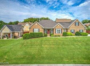 809 Brookshire Blvd, Maryville, TN 37803