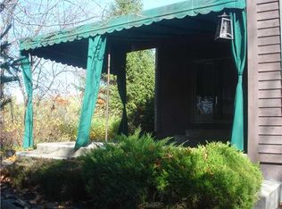 6511 Boston State Rd, Hamburg, NY 14075