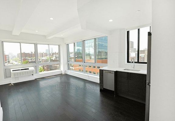 2nd image of 2183 3rd Ave #502A