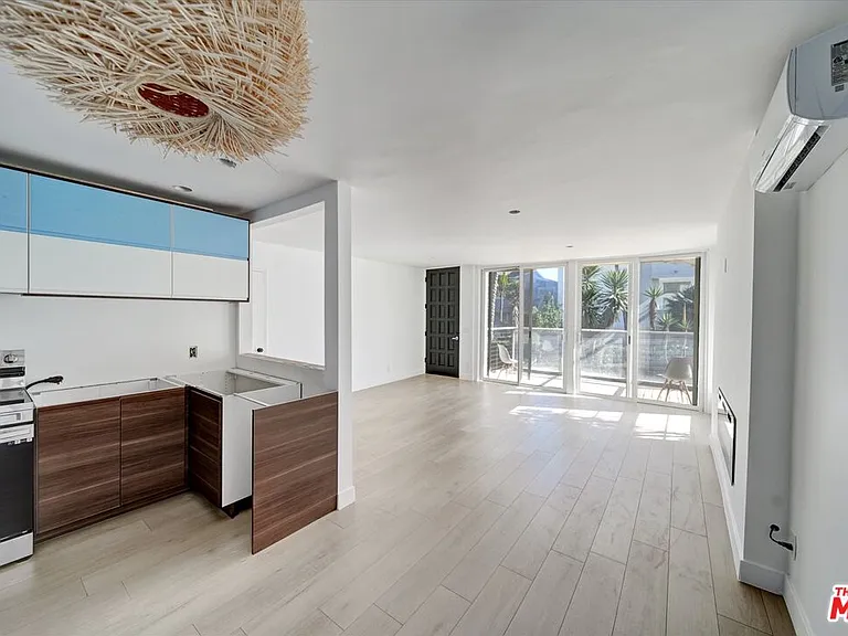15 Spinnaker St #101 — Photo 13