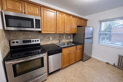 77 Grove St #A5 Photo 1