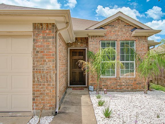 3rd image of 20934 Morgan Knoll Ln