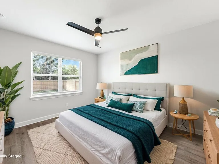 232 Live Oak Ln — Photo 12