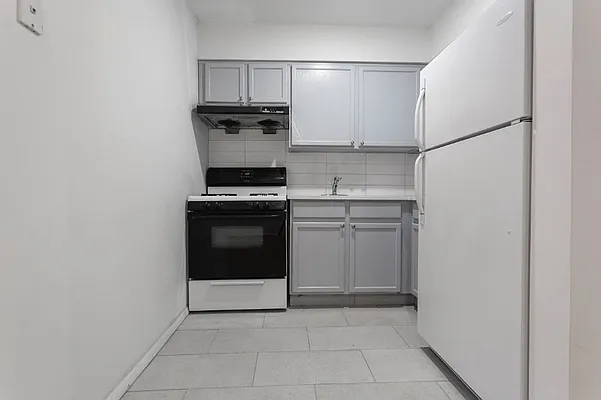 Rented by Dream Space Realty | media 29