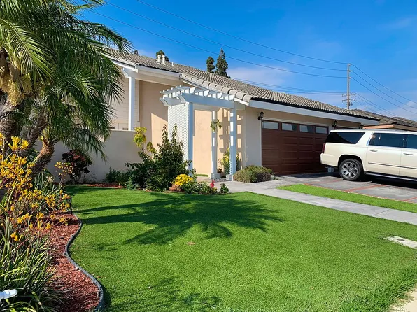9751 El Greco Cir, Fountain Valley, CA 92708