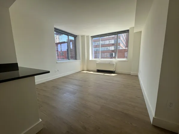 515 West 52nd Street image 1 of 8