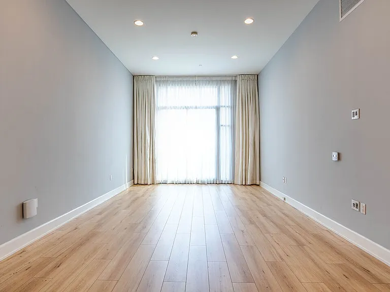 3223 W 6th St #207 — Photo 2